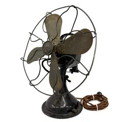 芝浦製作所　鉄製　扇風機 レトロ 黒　電源入りますが不動 Yahoo!オークション -「戦前 扇風機」の落札相場・落札価格