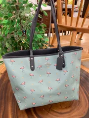 COACH コーチ リバーシブルトートバッグ フラミンゴ柄　平塚店　衣料品