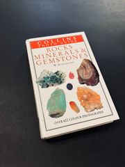 【洋書古書】鉱石図鑑　Rocks, Minerals & Gemstones
