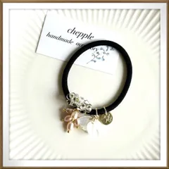 No.1408 ヘアゴムハンドメイド　じゃらじゃらヘアゴム　淡水パールヘアゴム　ほんのりピンクのヘアゴム