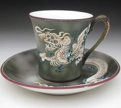オールドノリタケ ドラゴン盛り上げ カップ＆ソーサー (d)