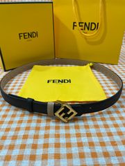 状態良♥FENDI  フェンディ レディース ベルト 幅2cm 新品未使用