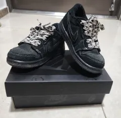 フォルクス レイダース 24番 XL Travis Scott トラビス