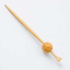 おつとめ品【新品未使用】美しい紫陽花(あじさい)が彫刻された「つげ」のかんざし【柘植・つげ・簪・民芸品・工芸品・手作り・信州・妻籠】のサムネイル