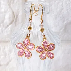 no.30　レジン　お花　ピンク　ラメ　推し活　ぷっくり　ピアス　イヤリング　ハンドメイド