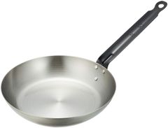 体に嬉しい鉄分補給 使うほど油がなじんでこびりつきにくい 熱伝導も良く強火に強い IH対応 質量(kg)0.69 業務用 内径×深さ(mm)222×45底径(mm)155板厚(mm)1.6柄長(mm)210 22cm 鉄フライパン AHL17022 TKG 遠