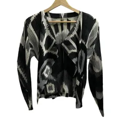 未使用　プリーツプリーズ　カーディガン 総柄 マルチカラー　タグ付き 楽天市場】イッセイミヤケ カーディガンの通販