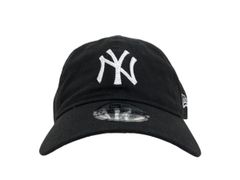 NEWERA (ニューエラ) ×URBAN OUTFITTERS New York Yankees ヤンキース キャップ ブラック ウィメンズ/078