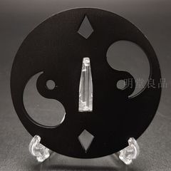 BK0155　日本刀装具　刀鍔　透し　鉄地　透　鍔　刀剣美術　重量：約126G