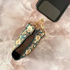 インド刺繍リボン ハンドストラップ スマホストップ ブルーグリーンゴールド