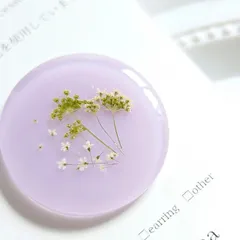 クリームカラー♡　パステルパープルとボタニカルフラワーのヘアゴム　レジンアクセ