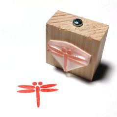 勝ち虫トンボのスタンプ　1.7ｃｍｘ2.2ｃｍ