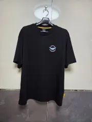 KUZIRA ロゴT グレー 紺色文字 新品未開封 L Size 2025年最新KUZIRA tシャツ 未開封の人気アイテム - メルカリ