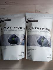 WHEY DIET PROTEIN 黒ゴマきなこ風味　810ｇ×２袋セット販売　賞味期限2026 /12　未開封新品　ULTORAホエイプロテイン