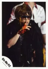 【中古】生写真(ジャニーズ) Kis-My-Ft2/北山宏光/ライブフォト・上半身・衣装黒・右手人差し指立て・サングラス/公式生写真