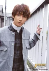 【中古】生写真(ジャニーズ) Mis Snow Man/渡辺翔太/上半身・衣装グレー・左手柵/JOHNNYS’ World 2015-2016