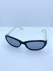 GUESS/ゲス　サングラス　レディース　ブラック/ホワイト　MN089