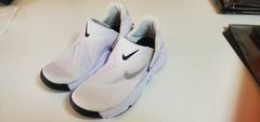 NIKEナイキ　ゴーフライイーズ　ホワイト/ブラック　23.5cm　未使用品　【並行輸入品】