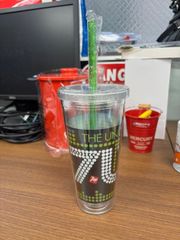 7UP タンブラー 20オンス 大容量 蓋付き プラスチックカップ トラベルマグ 軽量