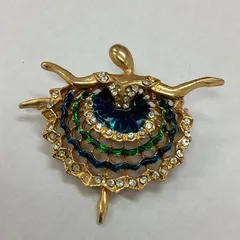 バレリーナ　ballerinaブローチ　優雅な舞踏