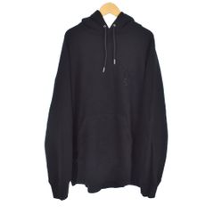 【微美品】GUCCI　グッチ　長財布　エンボスロゴ　レザー　白　ホワイト 微美品】GUCCI グッチ 長財布 ラウンドファスナー エンボスロゴ