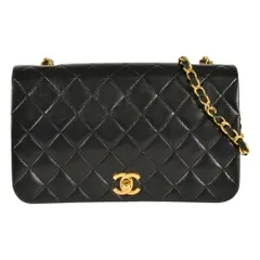 シャネル CHANEL マトラッセ23 ショルダーバッグ ラムスキン ブラック ゴールド金具 フルフラップ レディース【中古】