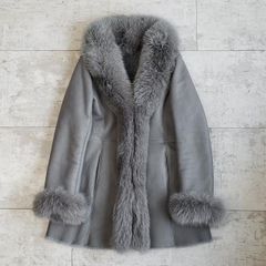 美品☆リバーシブル 2way リアルムートンコート フォックスフード付 羊 