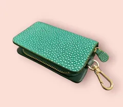 【希少品】キーケース　スティングレー　グリーン　エイ革　おしゃれ　かわいい　かっこいい　レディース　メンズ　プレゼントのサムネイル