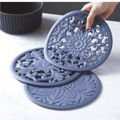 3つセットのアウーシリコントリベット - 装飾的な感謝祭耐熱ホットパッド、多機能キッチンポットホルダー、台所カウンター保護用、熱い料理や鍋用のテーブルマット