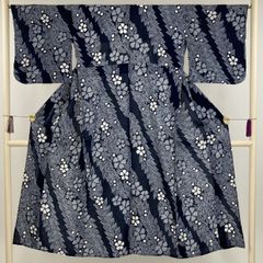 □夏涼浴衣 有松絞り 藍染 身丈約153cm 裄約67.5cm - メルカリ