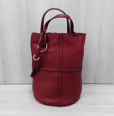 2025年最新】赤 フェラガモ バッグの人気アイテム - メルカリ