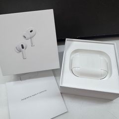 130 Apple Airpops pro第2世代(type-C) - メルカリ