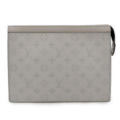 LOUIS VUITTON ルイ ヴィトン タイガラマ ポシェット ヴォワヤージュMM セカンドバッグ クラッチバッグ アンタークティカ ホワイト 白 M30420