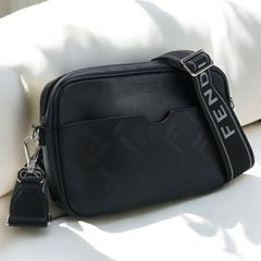 フェンディ FENDI 斜め掛け ショルダーバッグ メンズ 7Ｍ0286 AP15 フェンディ ローマ カメラケース