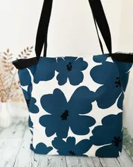 ハンドメイド　北欧柄　肩掛けエコバッグ　大きめエコバッグ　花柄　サブバッグ　コンビニバック