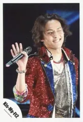 【中古】生写真(ジャニーズ) Kis-My-Ft2/藤ヶ谷太輔/ライブフォト・上半身・衣装赤・右手マイク・目線右/公式生写真