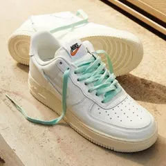 NIKE AIR FORCE 1 ‘07 プレミアム ビンテージ 