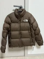 2025年最新】ノースフェイス ヌプシ ベージュの人気アイテム