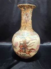 ☆骨董品風景画の鼻煙壷割れあり