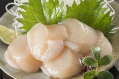 【生食用】訳あり冷凍ほたて（バラ凍結）１ｋｇ　激安
