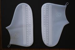 シューズカバー 梅雨や雨の時期に 革靴やスニーカーを雨から守ります！ 靴カバー shoe cover (Mサイズ) (Lサイズ)