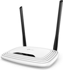 未使用 TP-Link WiFiルーター 無線LAN親機 300Mbps 11n N300 有線LANポート TL-WR841N コンパクト設計 有線LAN対応 無線ルーター インターネット回線 家庭用
