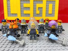 Item thumbnail for item ec0956cc-4865-485c-94e1-f22c548e97df