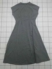 ◇ ⊇ tiptop ティップトップ シンプル ノースリーブ 膝下丈 ワンピース サイズF グレー系 レディース E  【1508260034081】のサムネイル