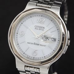 CITIZEN シチズン 腕時計 稼働品 E100-K003334 ホワイト - メルカリ