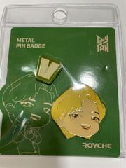 BTS TinyTAN Dynamite 다이너마이트 메탈 핀 배지 V