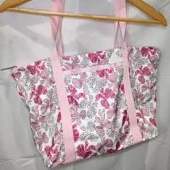 ⑭【新品・未使用・ダグ付】定価9000円 レスポートサック 蝶柄 トート バッグ ポーチ付き 軽量 大容量 ピンク ホワイト ナイロン レスポ 保管品 LeSportsac 旅行 リゾート