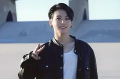 防弾少年団(BTS) - BTS ジョングク 生写真 フォト 送料無料・速達】 ジョングク JUNG KOOK (防弾少年団 / BTS