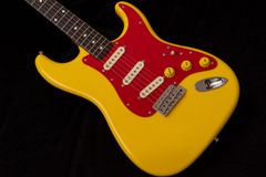 【used】Fender Japan / ST62-55 Yellow Mod 1984〜1987年 3,45kg #E689552【TONIQ横浜】