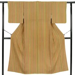 中古 小紋 リサイクル 正絹 着物 黄色 緑 赤 朱色 縞 幾何学 仕立て上がり おしゃれ カジュアル 身丈156cm 裄64.5cm Sサイズ No.3-0466